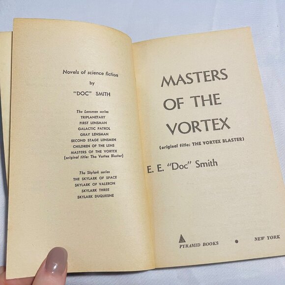 Masters Of The Vortex By E.E. Doc Smith Vintage Book - Picture 4 of 6